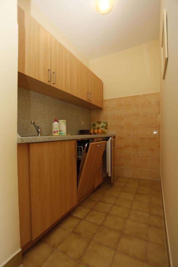 Apartments Perovic Будва Екстер'єр фото