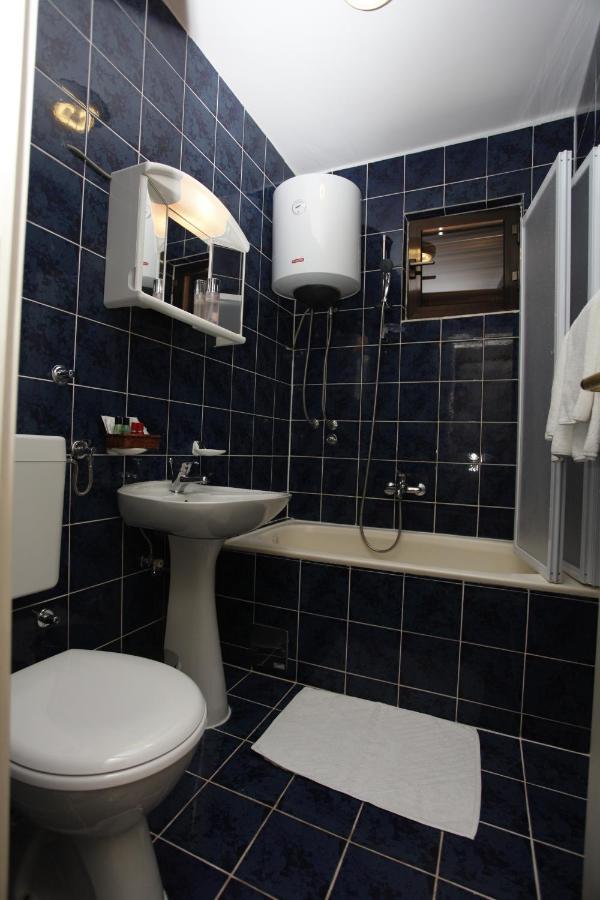 Apartments Perovic Будва Екстер'єр фото