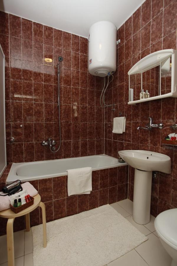 Apartments Perovic Будва Екстер'єр фото
