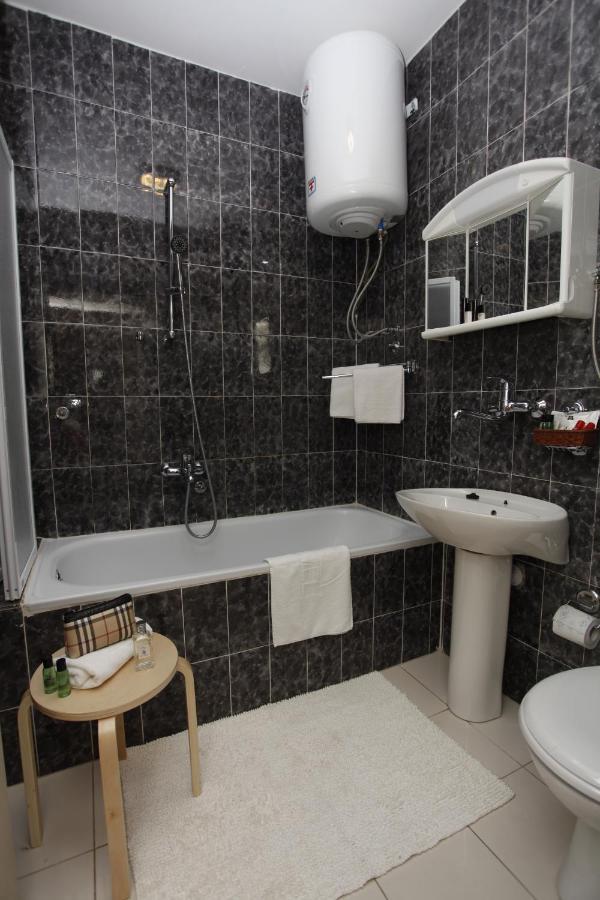 Apartments Perovic Будва Екстер'єр фото