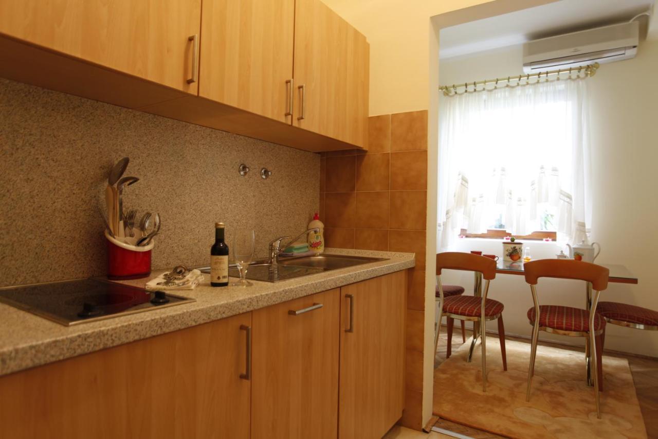 Apartments Perovic Будва Екстер'єр фото