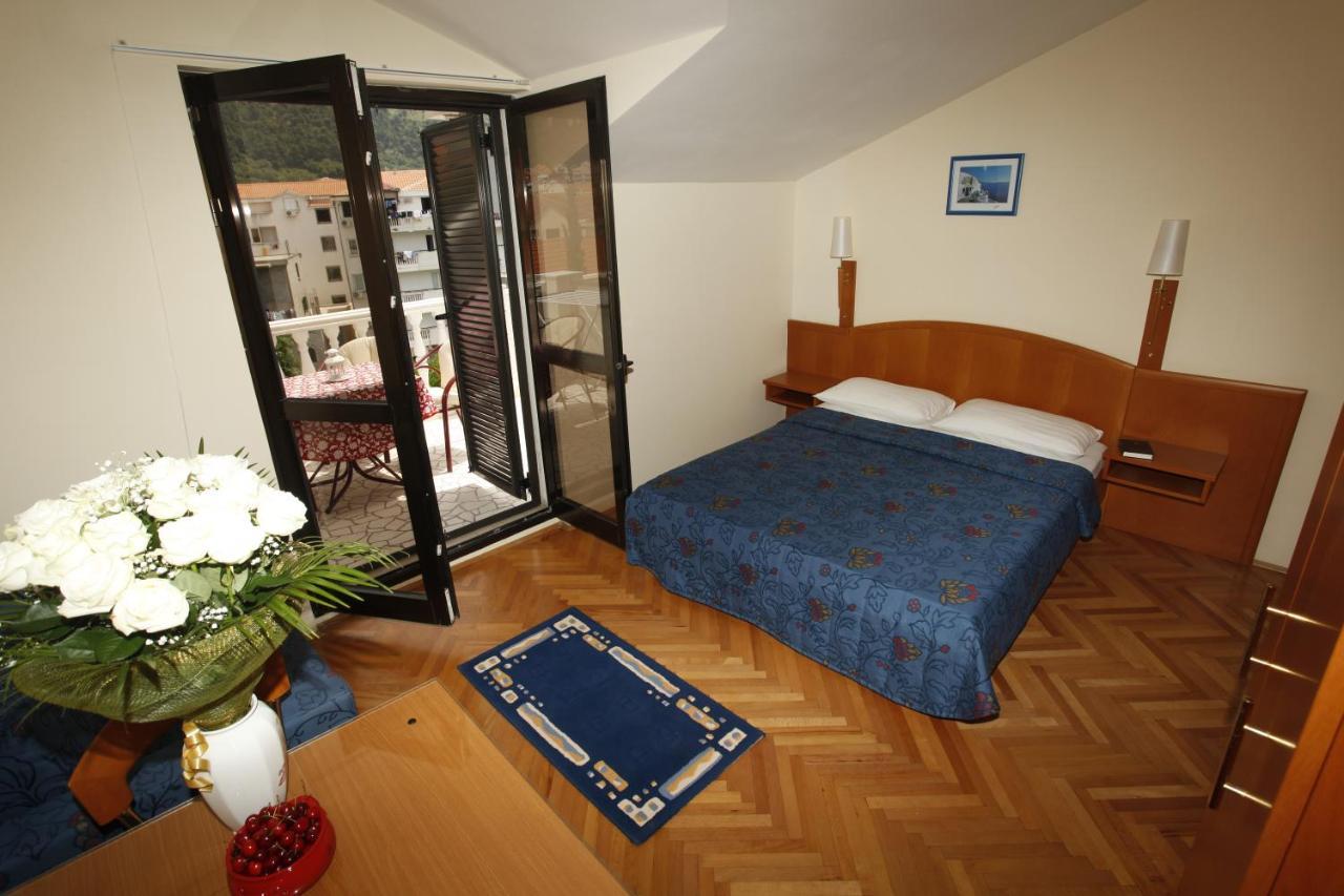 Apartments Perovic Будва Екстер'єр фото