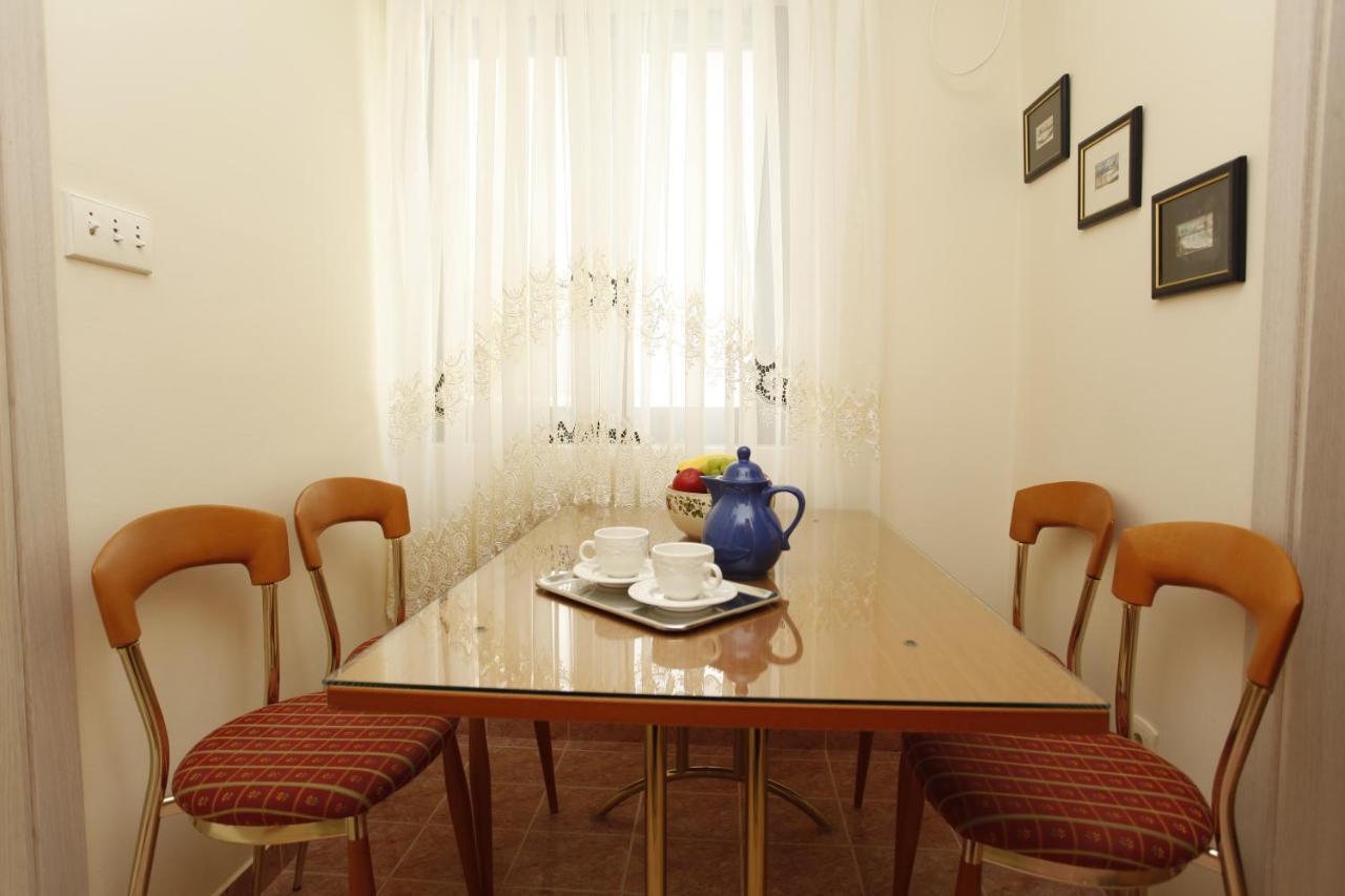 Apartments Perovic Будва Екстер'єр фото